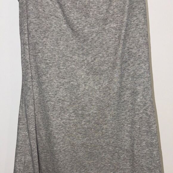 Old Navy Heather Gray Camisole Top - Picture 3 of 9